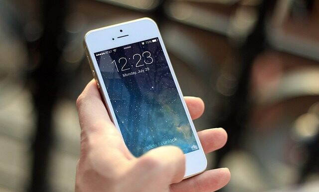 Jak zacząć rozmowę z kobietą? Jak zacząć rozmowę z kobietą?