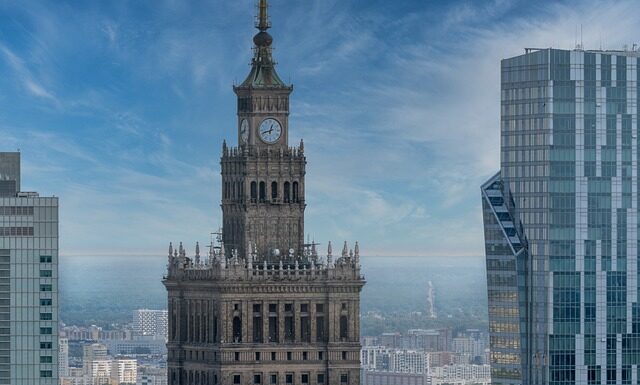 Gdzie z koleżanką na drinka Warszawa?