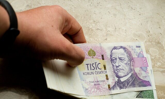 Czy w Media Expert można brać na raty na dowód?