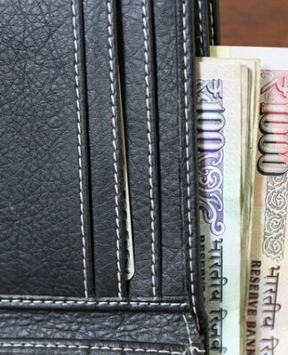 Czego nie trzyma się w portfelu?