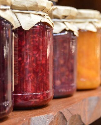 Z czego się robi dżem różany? Z czego się robi dżem różany?